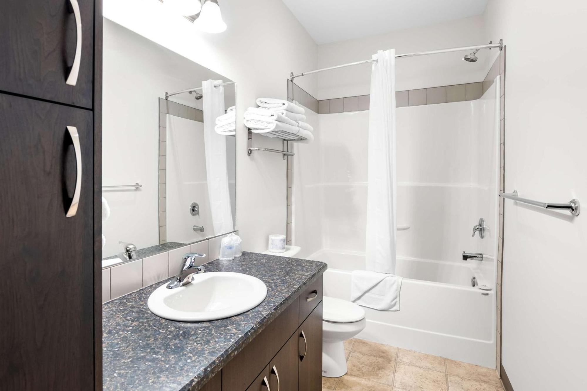 Surestay Studio By Best Western Hardisty Esterno foto